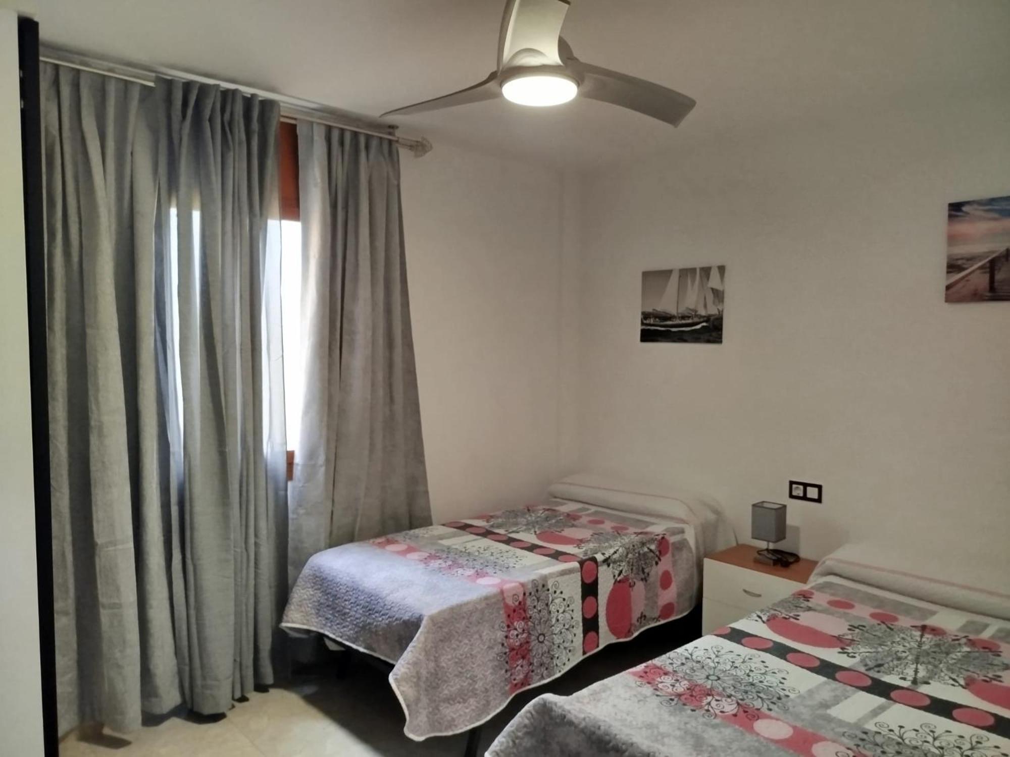 Apartamento Primera Linea De Mar En Ebrehogar L'Ampolla Ngoại thất bức ảnh